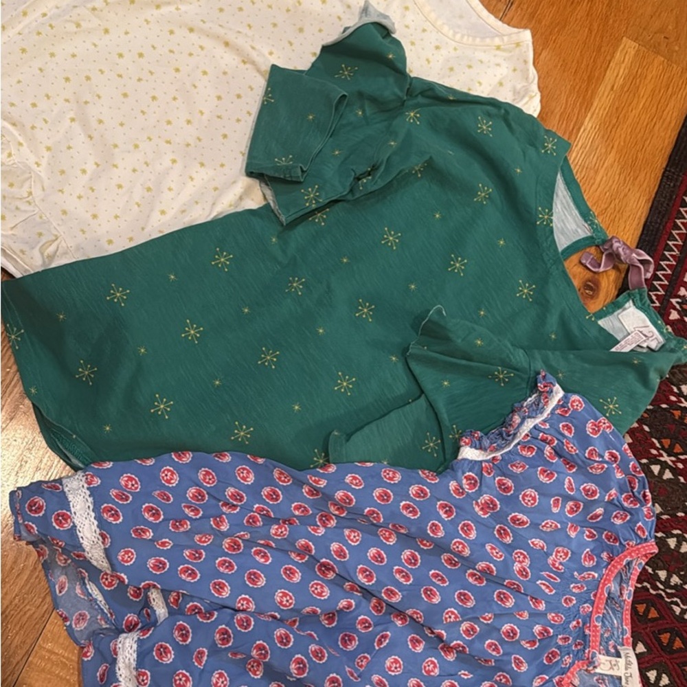 A bundle of Matilda Jane girls Sweaters